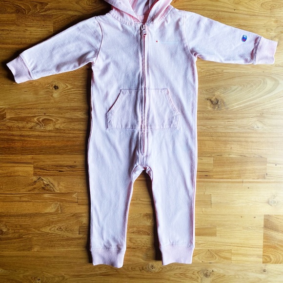 Champion 6-12M Infant Coverall With Hood - Picture 2 of 6
